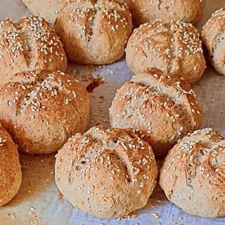 ✨️Vůně čerstvě upečených dalamánků, dnes kouzlila v naši kuchyni úsměvy ve tvářích.🫶 ✨️Po delší době, mám zase pocit, že...